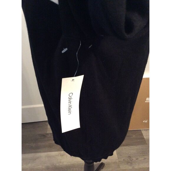 New NWT Calvin Klein Turtleneck Color Block Black white Sweater XL - Picture 3 of 6